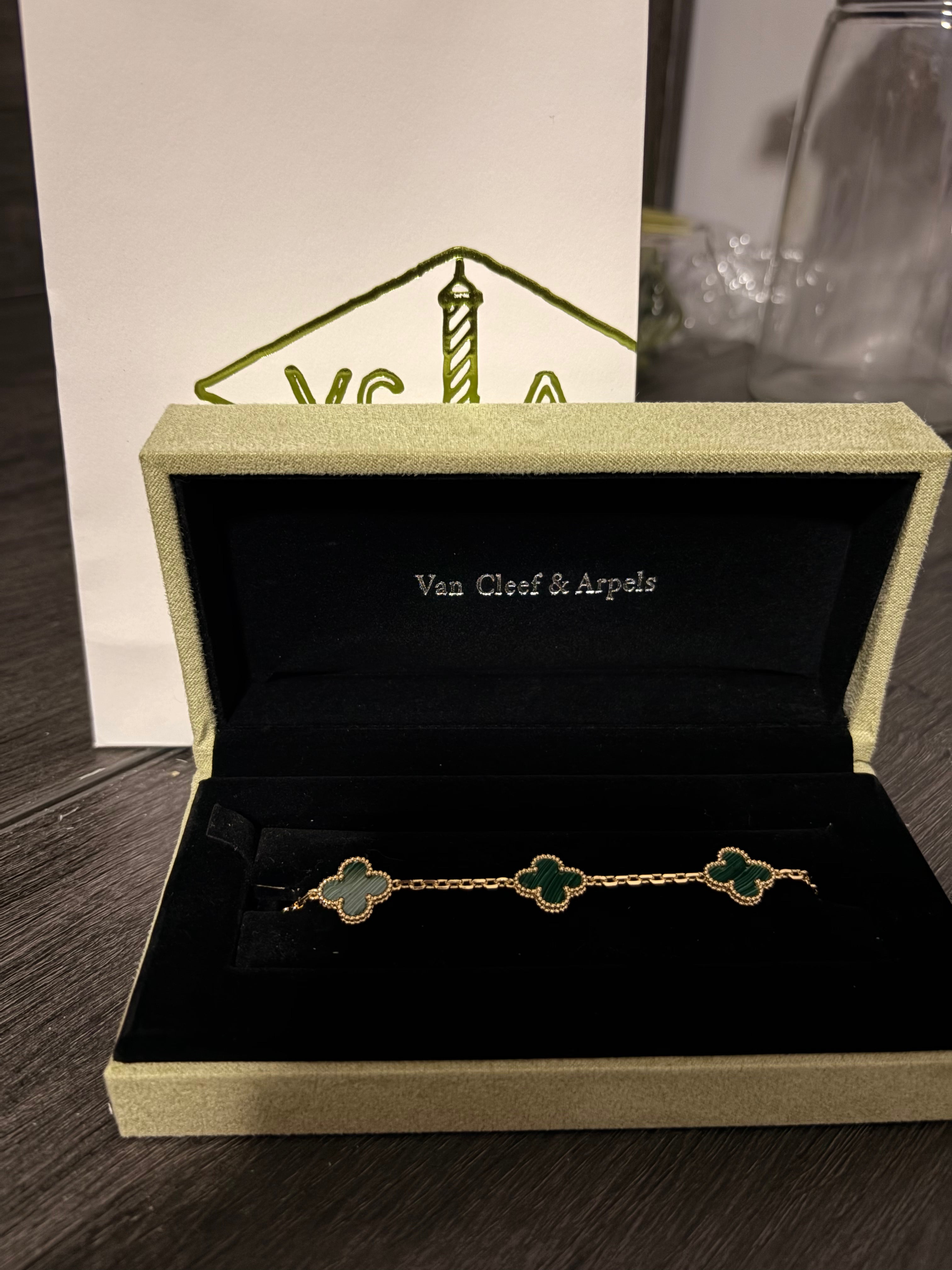 Van Cleef Verde-Dorada
