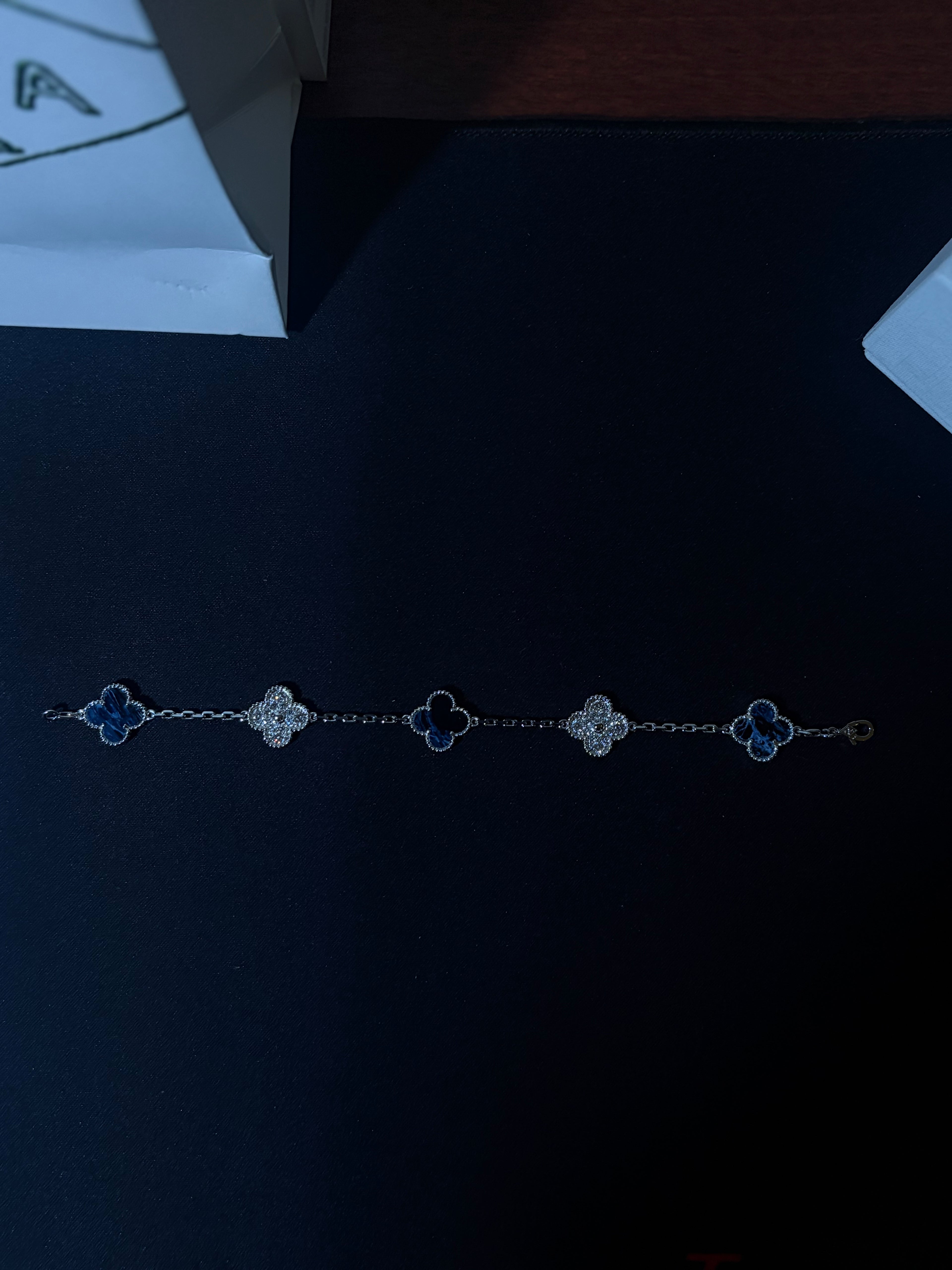 Van Cleef Azul y Plata